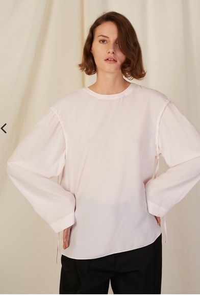 Cedric charlier Tops - Cedric charlier silk pink bow tie oversize blouse